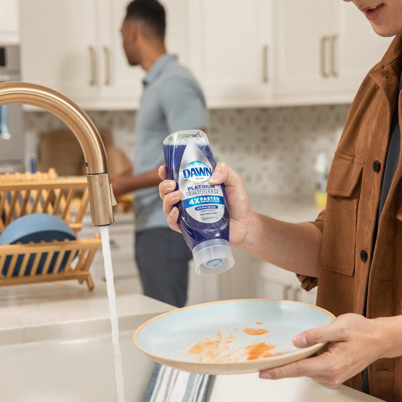 slide 12 of 15, Dawn Platinum Ez-Squeeze Dishwashing Liquid Dish Soap - 18 fl oz, 18 fl oz
