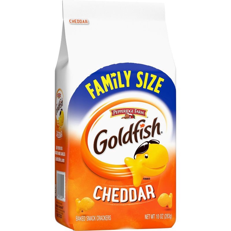 slide 5 of 13, Pepperidge Farm Family Size Cheddar Goldfish Snack Crackers - 10oz, 10 oz