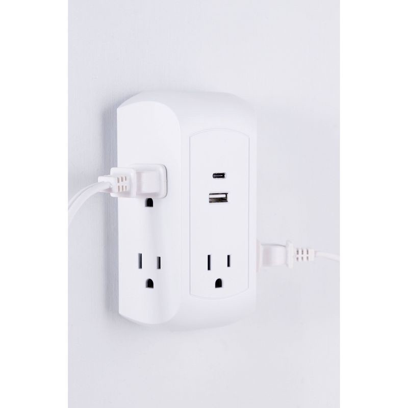 slide 5 of 6, General Electric GE 5 Outlet Grounded Tap with 2 USB Ports USB-A and C 560J 3.4A White, 1 ct