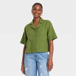 Women's Short Sleeve Button-Down Shirt - Universal Thread Dark Green XS
