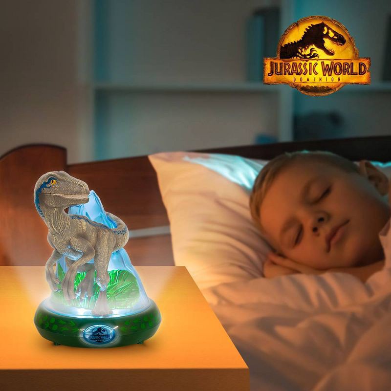 slide 5 of 5, Jurassic World Nightlight, 1 ct