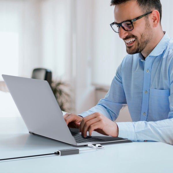 slide 5 of 6, j5create Usb-C To 2.5 Gigabit Ethernet Adapter, 3-15/16'', Space Gray, Jce145C, 1 ct