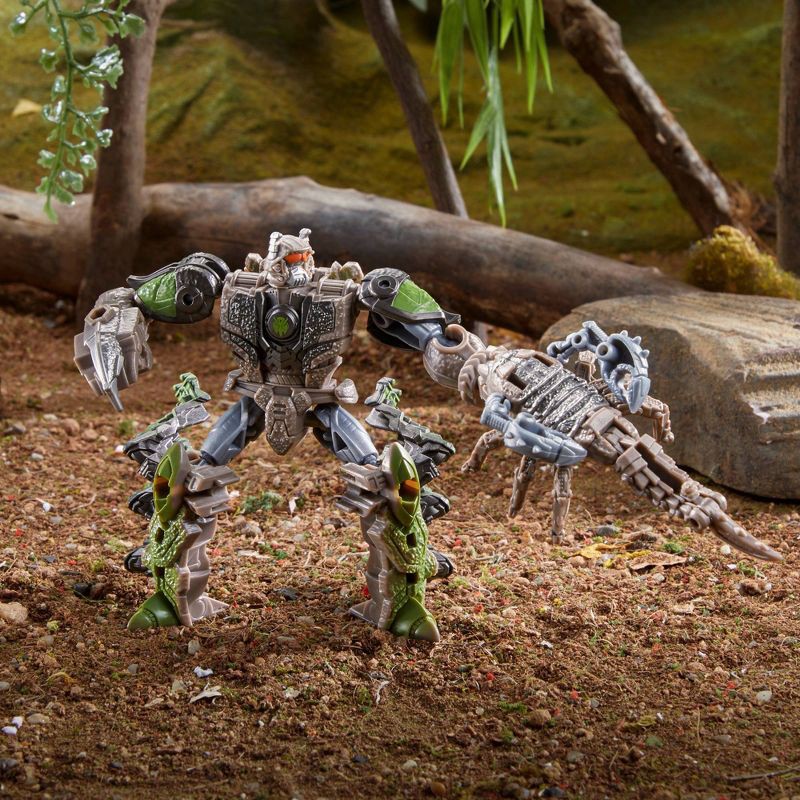 slide 3 of 9, Transformers Beast Alliance Predacon Scorponok and Sandspear Action Figure Set - 2pk, 2 ct