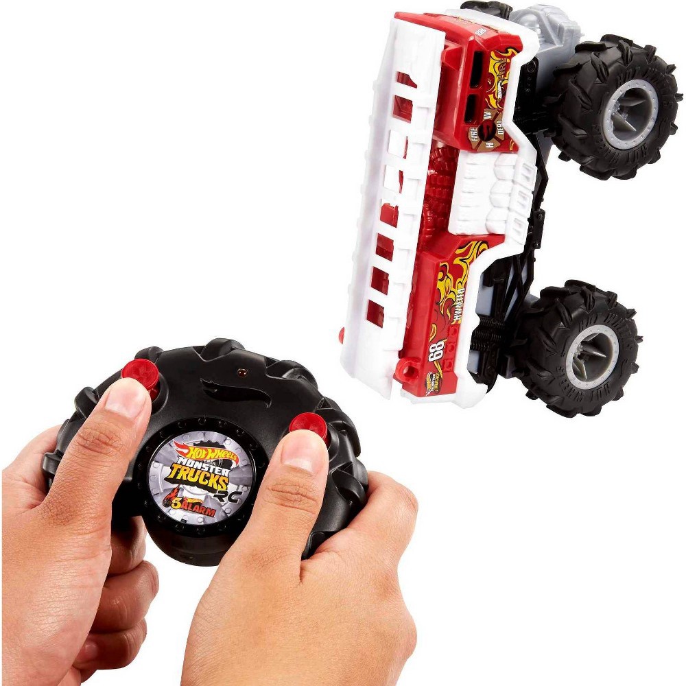 Hot Wheels Monster Trucks 1:24 Scale Remote Control 5-alarm Vehicle : Target