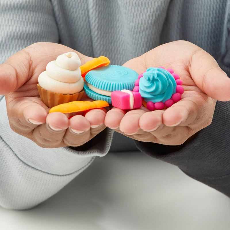 slide 8 of 9, Play-Doh Kitchen Creations Colorful Cafe Kids Kitchen Playset, 1 ct