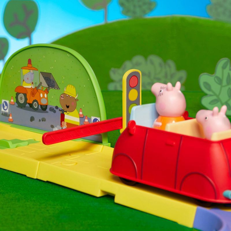 slide 5 of 9, Peppa Pig All Around Peppa's Town Set with Adjustable Track, 1 ct
