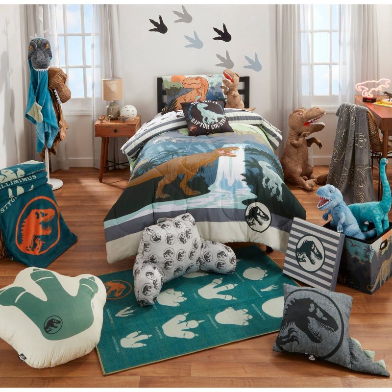 slide 6 of 6, Jurassic World Reversible Kids' Comforter, 1 ct