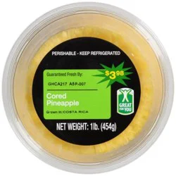 SE Grocers Cored Pineapple