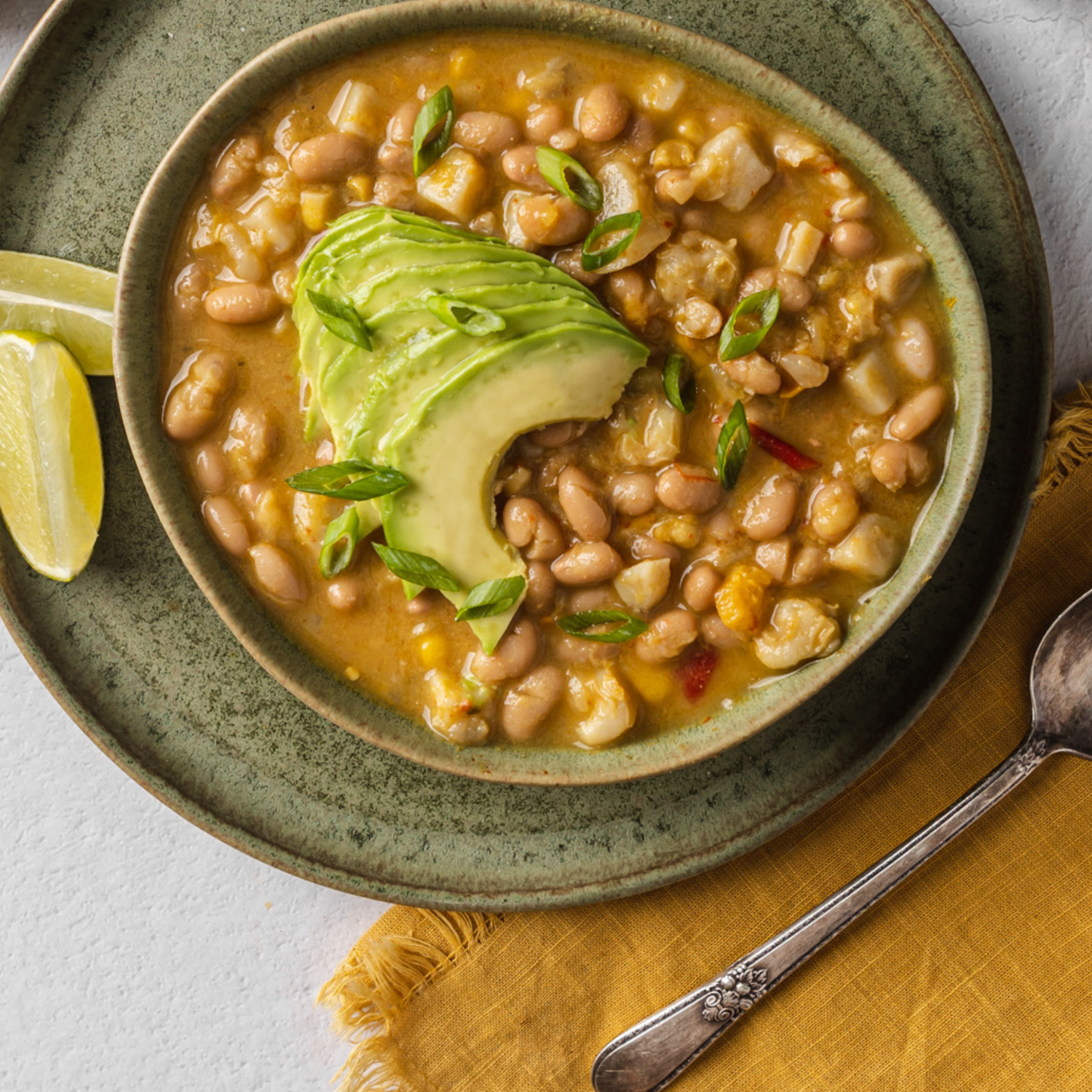 slide 4 of 4, PlantStrong Organic Plant-Based Creamy White Bean Chili 16.9 oz, 16.9 oz