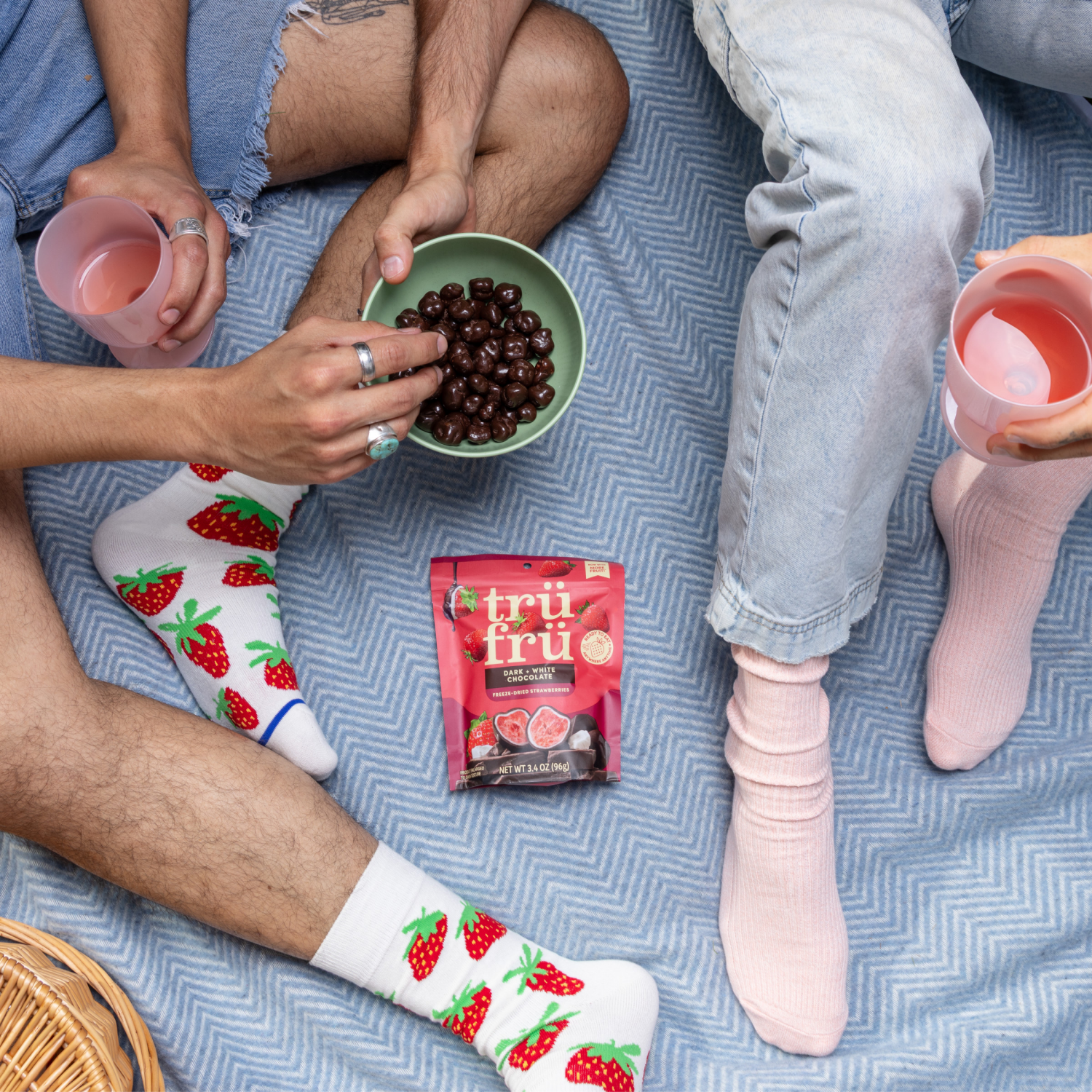 slide 4 of 8, Tru Fru Grab & Share Freeze-Dried Strawberries in White & Dark Chocolate, 3.4 oz