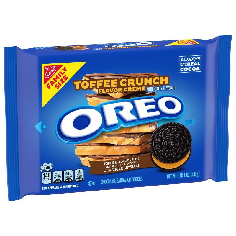 slide 2 of 10, Oreo Toffee Crunch Creme with Sugar Crystals Chocolate Sandwich Cookies Family Size - 17oz, 17 oz