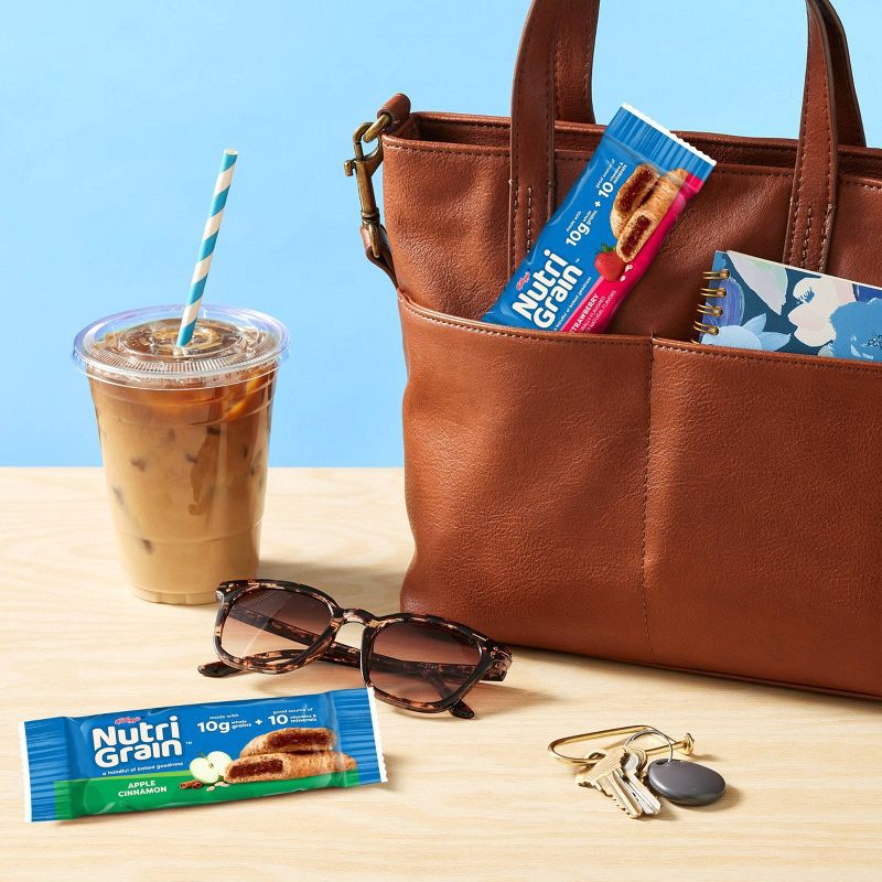 slide 6 of 9, Nutri-Grain Soft Baked Breakfast Bars Value Pack - Strawberry and Apple Cinnamon - 32ct/41.6oz, 32 ct, 41.6 oz