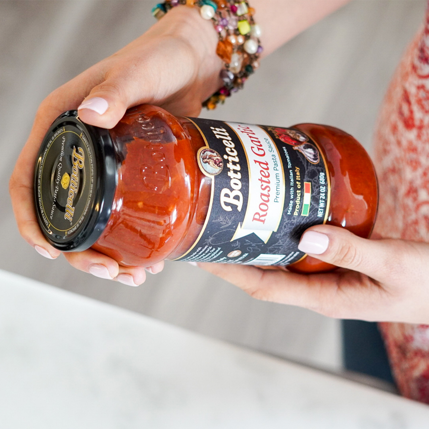 slide 6 of 6, Botticelli Roasted Garlic, 24 oz