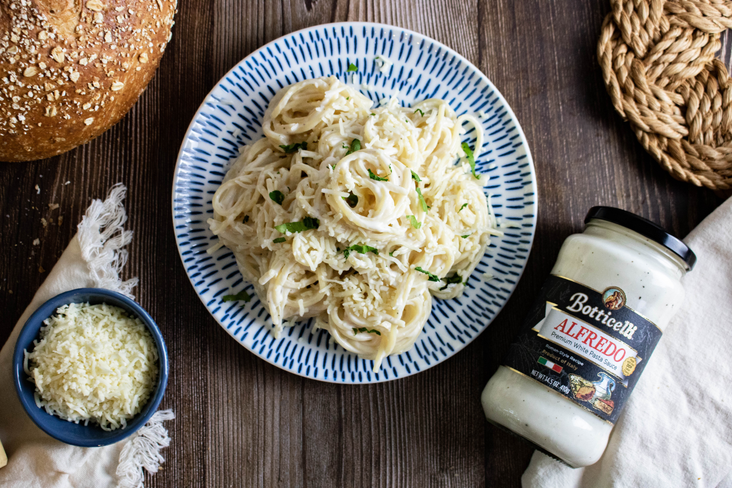 slide 4 of 5, Botticelli Alfredo Premium White Pasta Sauce 14.5 oz, 14.5 oz