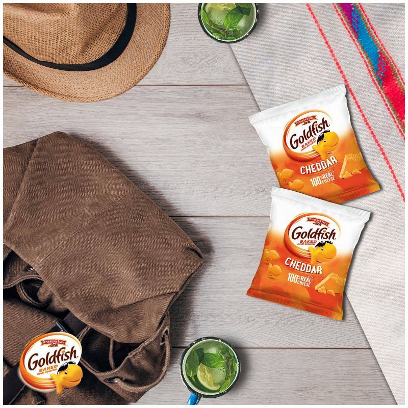 slide 12 of 16, Goldfish Cheddar Crackers Snack Pack Multipack Box - 30oz/30ct, 30 oz, 30 ct