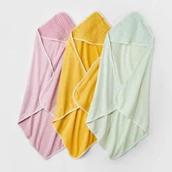 Baby Girls' 3pk Waffle Hooded Bath Towel - Cloud Island™ Yellow