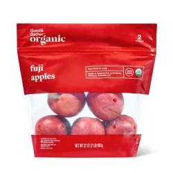 Fresh Organic Fuji Apples - 2lb Bag - Good & Gather™