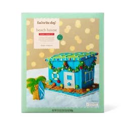 Christmas Beach House Sugar Cookie Gingerbread House Kit - 31.6oz - Favorite Day™