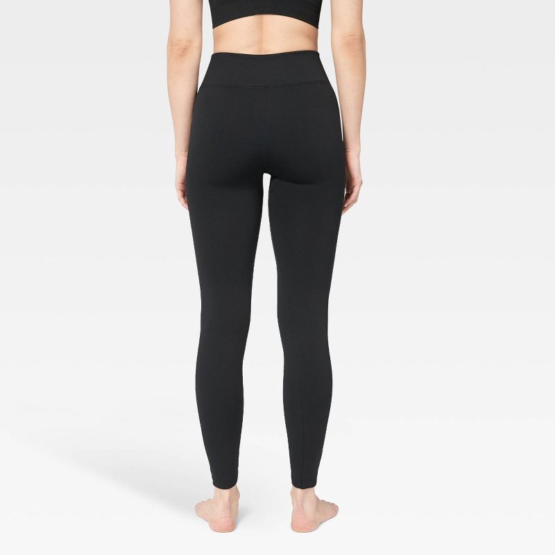 slide 4 of 4, Women's Wander by Hottotties Seamless Thermal Leggings - Black L, 1 ct