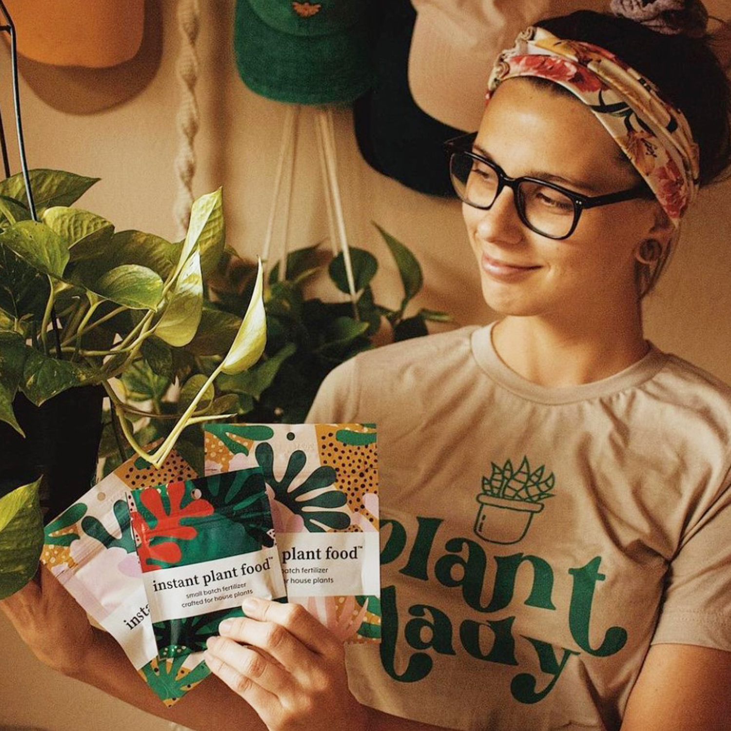 slide 2 of 5, Instant Plant Food (4Tablet) Houseplant Fertilizer, 4tablet