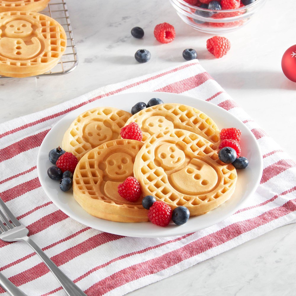 Dash Mini Snowman Waffle Maker, 1 ct - City Market