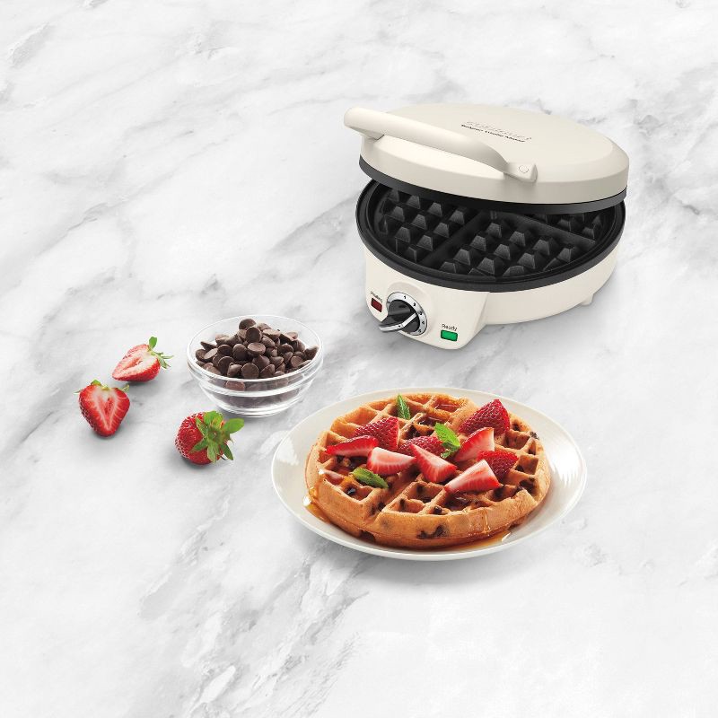 Cuisinart 4 Slice Belgian Waffle Maker