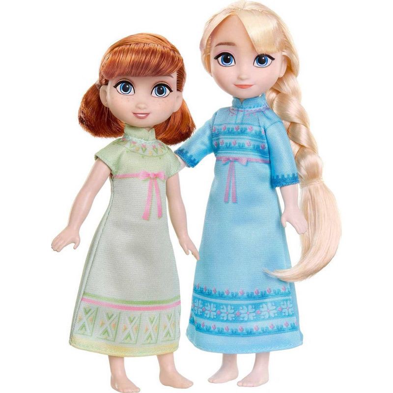 slide 4 of 6, Disney Frozen Royal Family of Arendelle (Target Exclusive), 1 ct