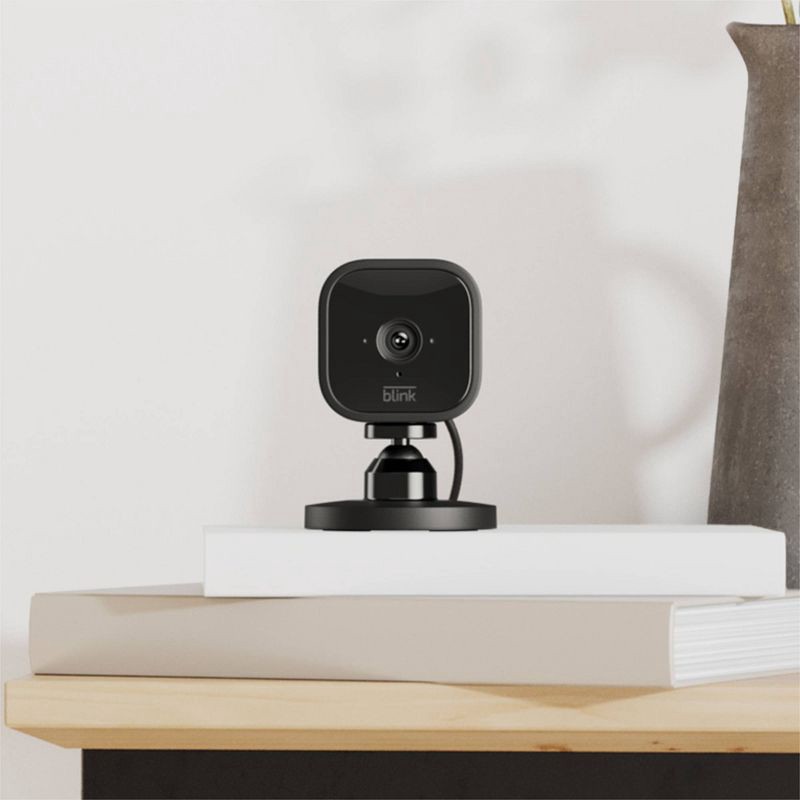 slide 4 of 6, Amazon Blink Mini 1080p Security Camera - Black, 1 ct