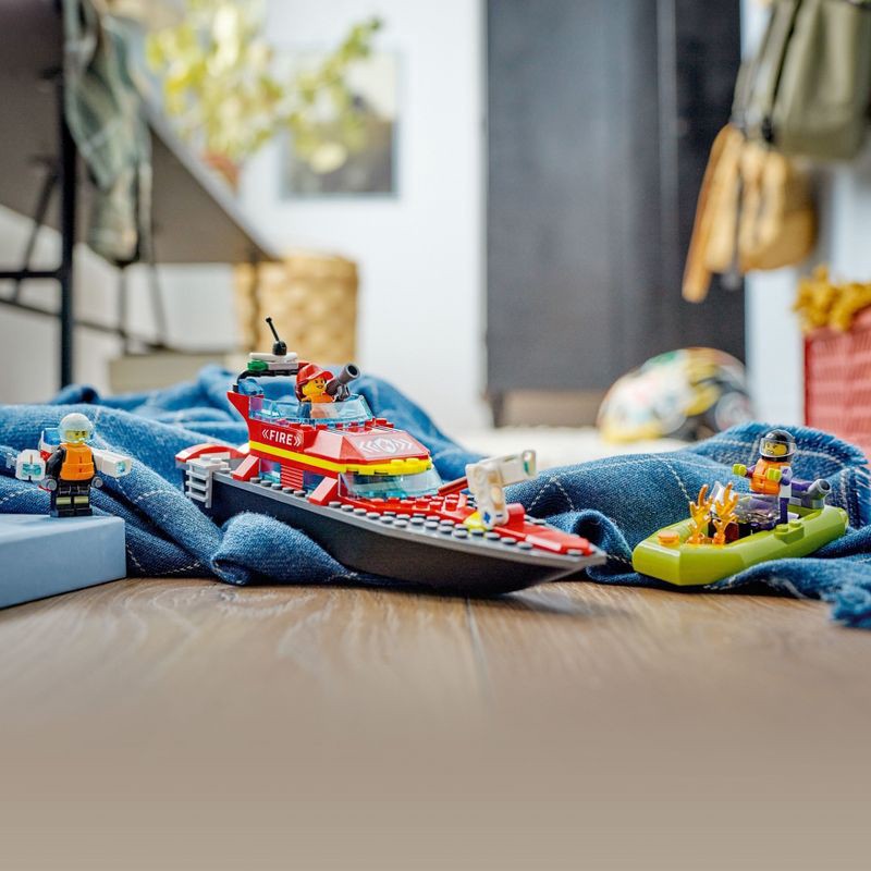 slide 6 of 6, LEGO City Fire Rescue Boat Toy, Floats on Water Set 60373, 1 ct