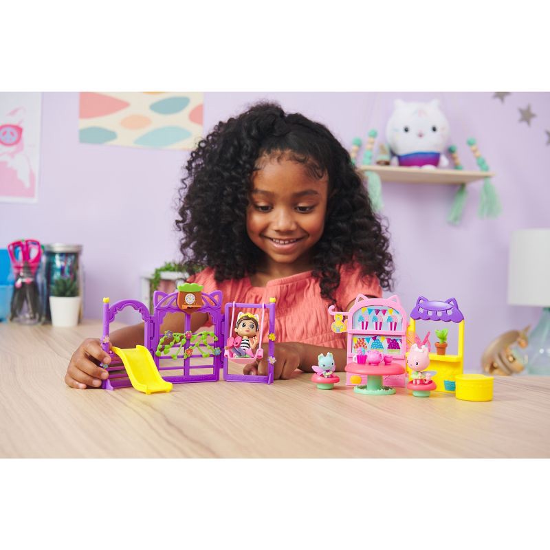 slide 10 of 12, Gabby's Dollhouse Fairy Playset, 1 ct