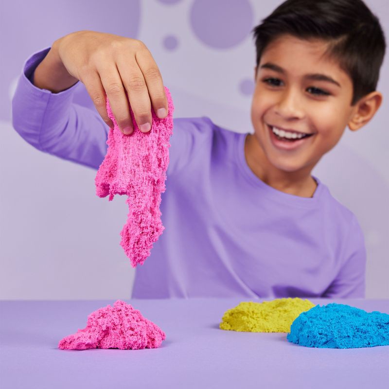 slide 7 of 9, Kinetic Sand Squish N' Create, 1 ct