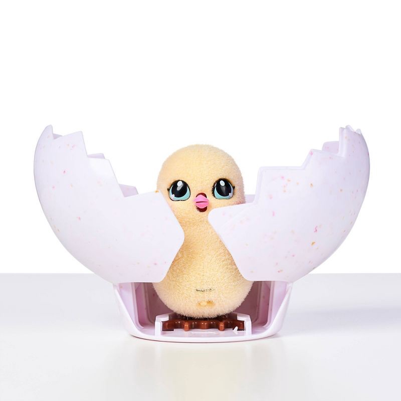 slide 9 of 12, Little Live Pets Chick Playset, 1 ct