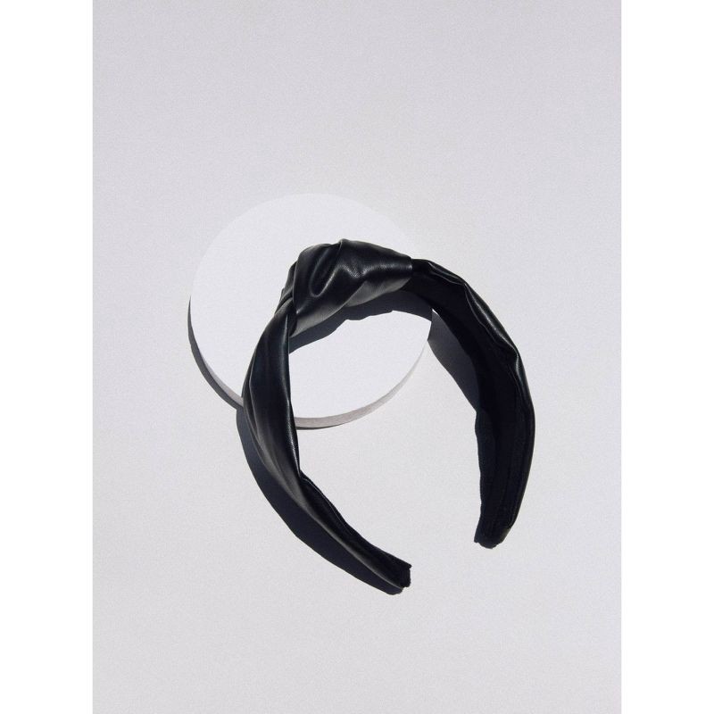 slide 5 of 11, Kristin Ess The Luxe Vegan Leather Headband - Black, 1 ct