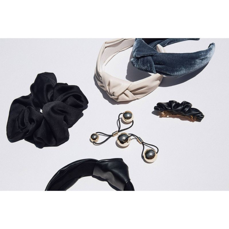 slide 2 of 10, Kristin Ess The Hidden Pocket Scrunchie Hair Elastic, 1 ct