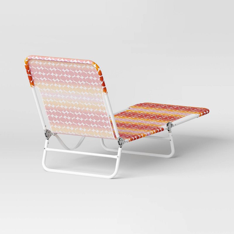 slide 4 of 5, Folding Beach Lounger Geo Gradient Print - Sun Squad, 1 ct