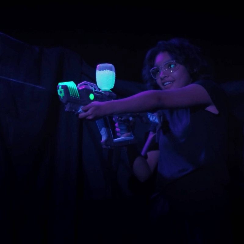 slide 7 of 10, Gel Blaster StarFire XL Glow-in-the -Dark Gellet Blaster, 1 ct
