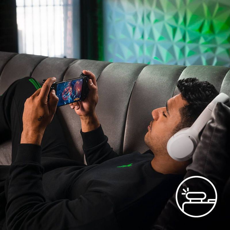 slide 6 of 10, Razer Kishi V2 Mobile Gaming Controller for iPhone (Lightning) - Black, 1 ct