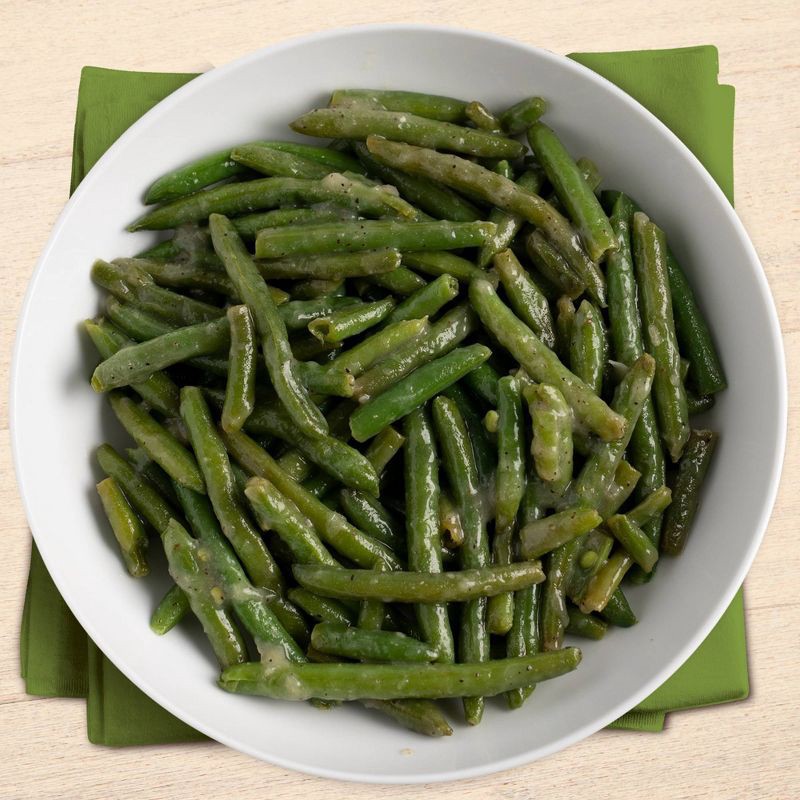 slide 2 of 5, Birds Eye Skillets Frozen Garlic Butter Green Beans - 11oz, 11 oz