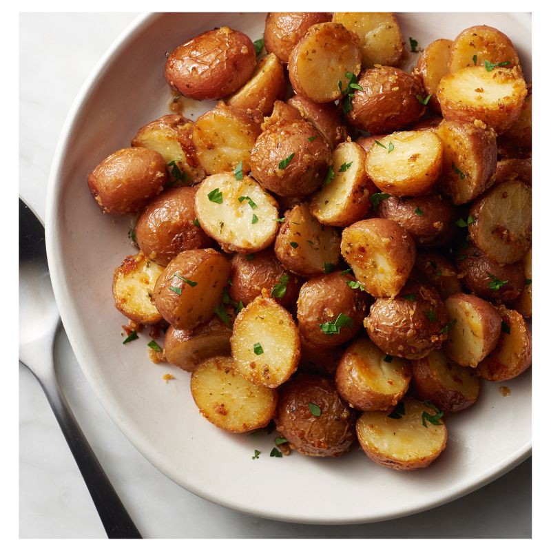 slide 8 of 9, Land O'Lakes Land O Lakes Garlic & Herb Butter Spread - 6.5oz, 6.5 oz