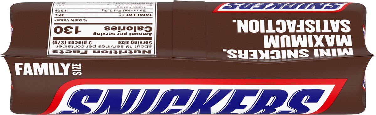 SNICKERS Minis Size Chocolate Candy Bars Family Size Bag, 18 oz