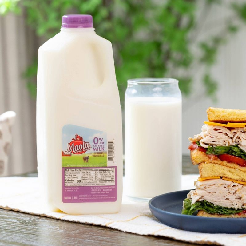 slide 2 of 6, Maola Fat Free Skim Milk - 0.5gal, 1/2 gal