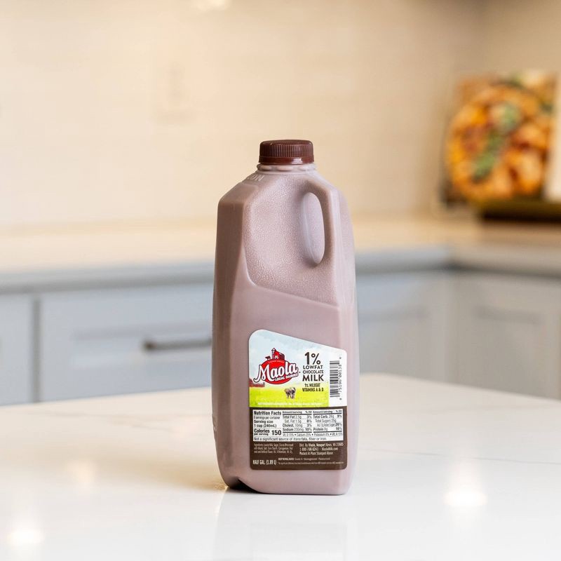 slide 2 of 6, Maola 1% Lowfat Chocolate Milk - 0.5gal, 1/2 gal