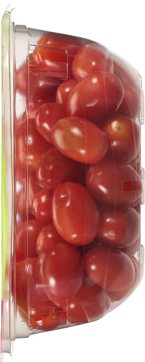 slide 9 of 13, Nature Fresh Farms Sweet Vibes Red Grape Tomatoes 680 g, 680 g