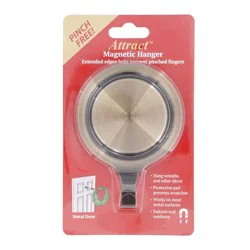 Haute Decor Haute Décor 4.7&quot; Attract Magnetic Christmas Wreath Hanger Antique Brass