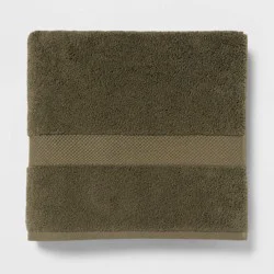 Performance Plus Bath Towel Dark Green - Threshold™: Heavyweight Cotton, Fade-Resistant, OEKO-TEX Certified