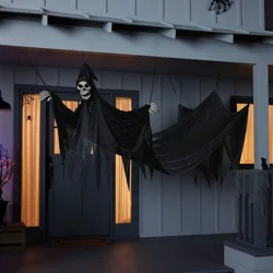 XL Flowing Ghoul Halloween Scene Prop - Hyde & EEK! Boutique™