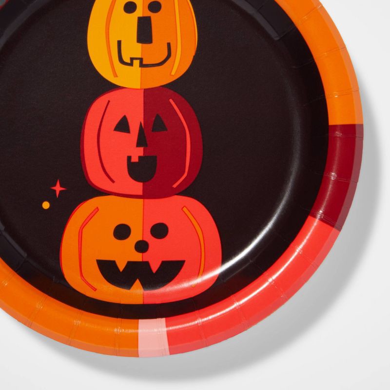 slide 3 of 3, 20ct Disposable Pumpkin Pattern Halloween Dinner Plates - Hyde & EEK! Boutique, 20 ct