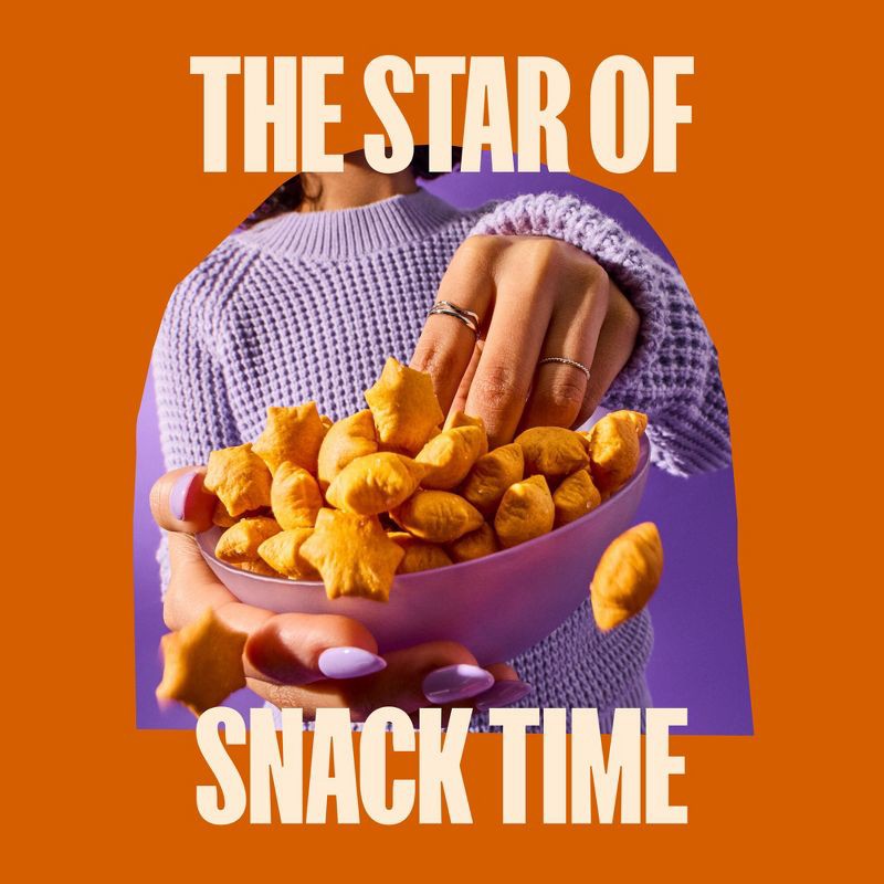 slide 6 of 9, MadeGood Star Puffed Cheddar Crackers Traypack - 8.4oz/12ct, 12 ct; 8.4 oz