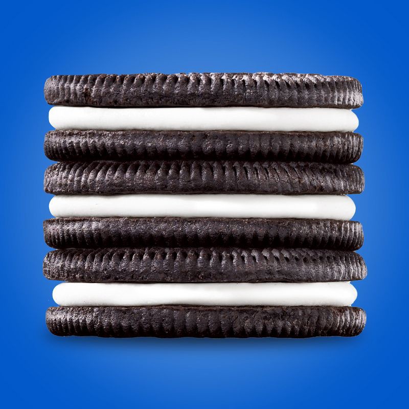 slide 2 of 9, Oreo Chocolate Sandwich Cookies Family Size - 18.12oz, 18.12 oz
