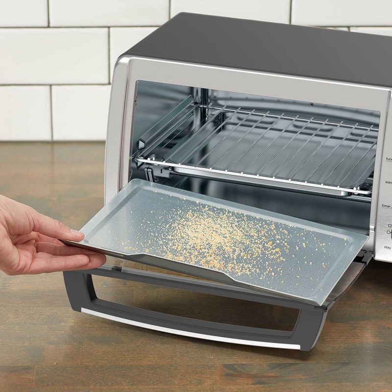 slide 5 of 8, BLACK+DECKER 4 Slice Air Fry Toaster Oven - TO1747SSG, 1 ct